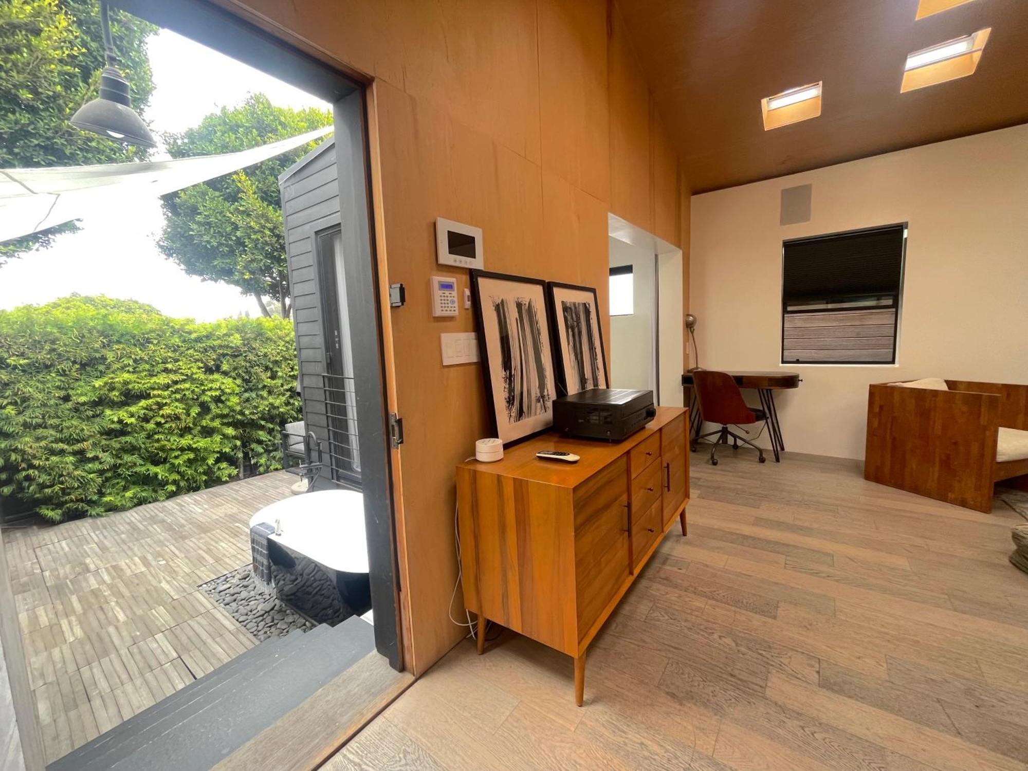 Venice Beach Bungalow By Artspace Locations ロサンゼルス エクステリア 写真